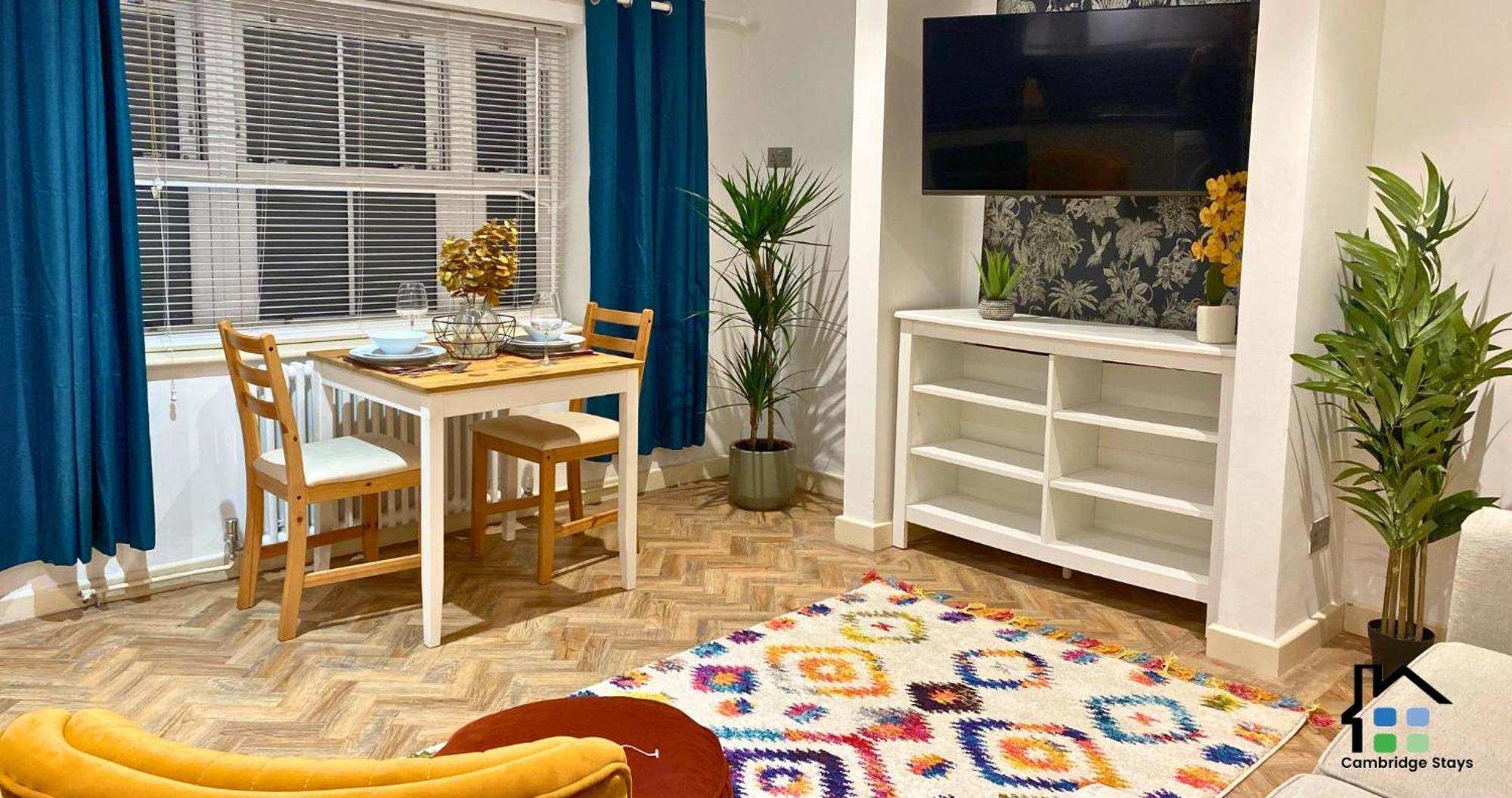 Stunning 1Br - Super Central- Peaceful Area - Lower Ground Apartment 캠브리지 외부 사진